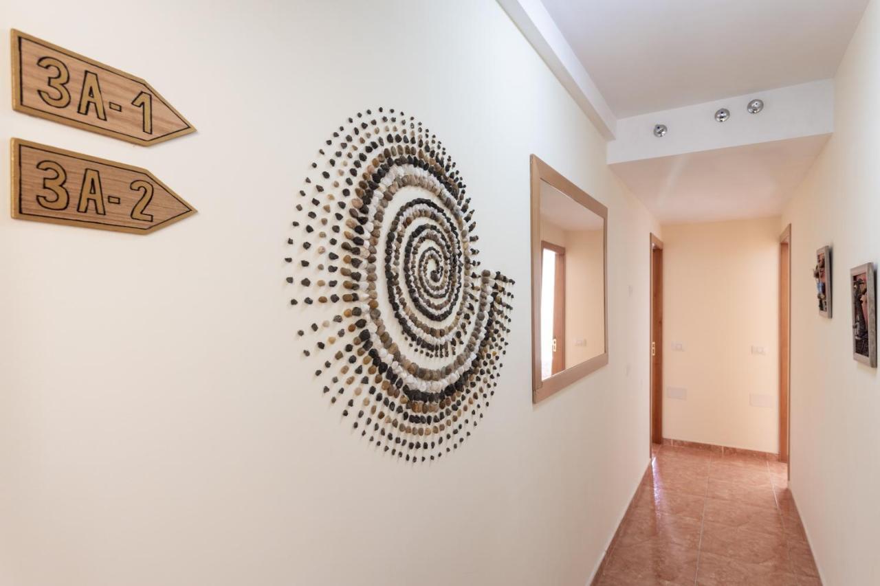 Apartamentos Ohana - Edificio Tonillo Лос-Крістіанос Екстер'єр фото