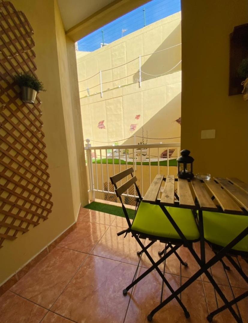 Apartamentos Ohana - Edificio Tonillo Лос-Крістіанос Номер фото